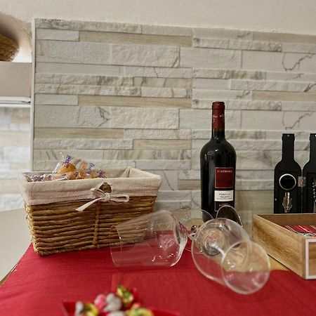 Mariuccia'S Home Bari Esterno foto